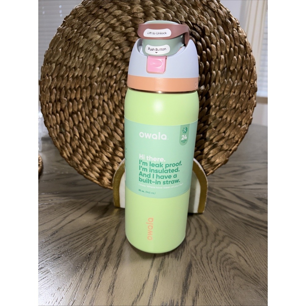 NWT Owala 32 Oz Freesip Stainless Steel Water Bottle In Lime Light- SEE PICS